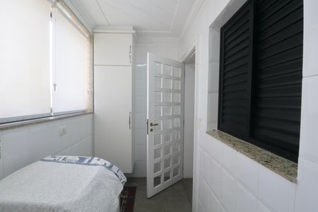 Apartamento para alugar com 179m², 4 quartos e 2 vagas Apartamento para alugar com 179m², 4 quartos e 2 vagasÁrea de Serviço