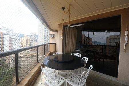 Apartamento para alugar com 179m², 4 quartos e 2 vagas Apartamento para alugar com 179m², 4 quartos e 2 vagasVaranda