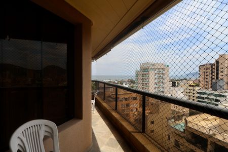 Apartamento para alugar com 179m², 4 quartos e 2 vagas Apartamento para alugar com 179m², 4 quartos e 2 vagasVaranda