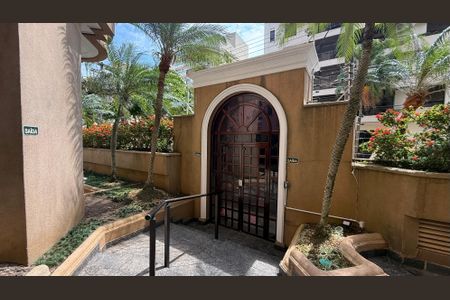 Apartamento para alugar com 179m², 4 quartos e 2 vagas Apartamento para alugar com 179m², 4 quartos e 2 vagasFachada