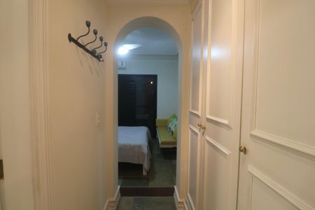 Apartamento para alugar com 179m², 4 quartos e 2 vagas Apartamento para alugar com 179m², 4 quartos e 2 vagasSuíte