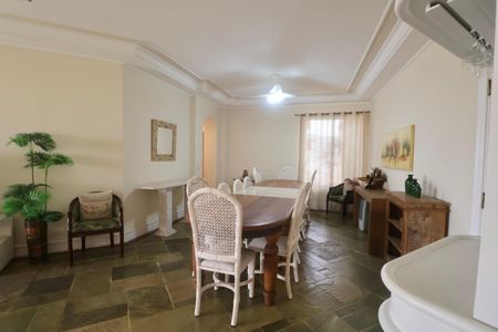 Apartamento para alugar com 179m², 4 quartos e 2 vagas Apartamento para alugar com 179m², 4 quartos e 2 vagasSala