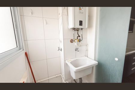 Apartamento à venda com 55m², 2 quartos e 1 vaga Apartamento à venda com 55m², 2 quartos e 1 vagaÁrea de Serviço