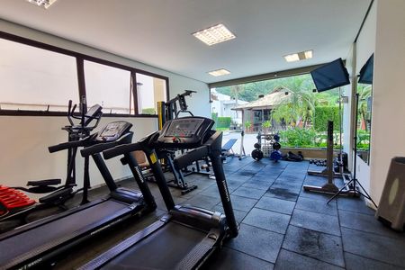 Apartamento à venda com 62m², 1 quarto e 2 vagas Apartamento à venda com 62m², 1 quarto e 2 vagasÁrea comum - Academia