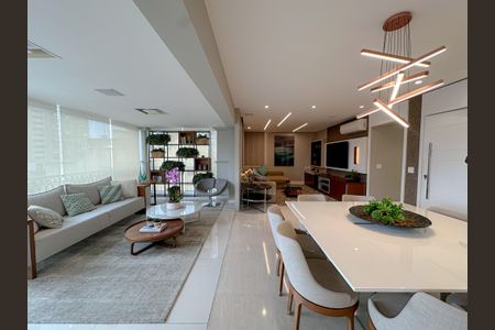 Apartamento à venda com 190m², 3 quartos e 4 vagasSala