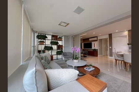 Apartamento à venda com 190m², 3 quartos e 4 vagasVaranda Gourmet