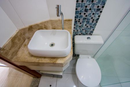 Apartamento à venda com 87m², 2 quartos e 1 vagaBanheiro do quarto 1