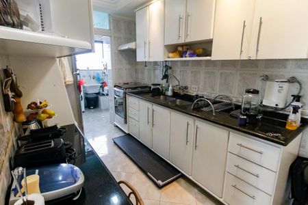 Apartamento à venda com 92m², 3 quartos e 2 vagasCozinha - Armários