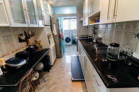 Apartamento à venda com 92m², 3 quartos e 2 vagasCozinha - Armários