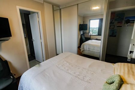 Apartamento à venda com 92m², 3 quartos e 2 vagasSuíte - Armários