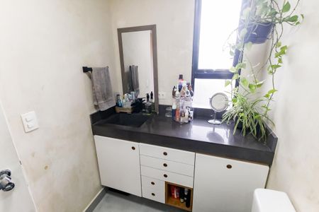 Apartamento à venda com 92m², 3 quartos e 2 vagasBanheiro da Suíte