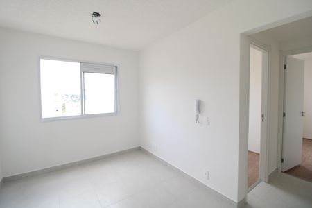 Sala de apartamento para alugar com 2 quartos, 33m² em Socorro, São Paulo