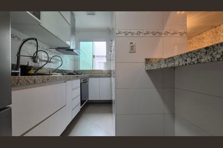 Apartamento à venda com 176m², 3 quartos e 2 vagas Apartamento à venda com 176m², 3 quartos e 2 vagasCozinha