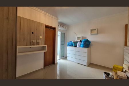Apartamento à venda com 176m², 3 quartos e 2 vagas Apartamento à venda com 176m², 3 quartos e 2 vagasSuíte