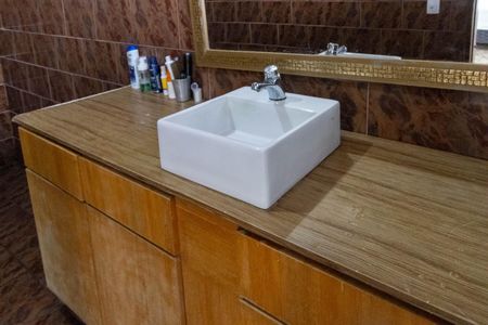 Casa para alugar com 219m², 3 quartos e 2 vagasBanheiro do Quarto 1