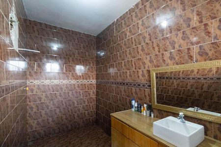 Casa para alugar com 219m², 3 quartos e 2 vagasBanheiro do Quarto 1
