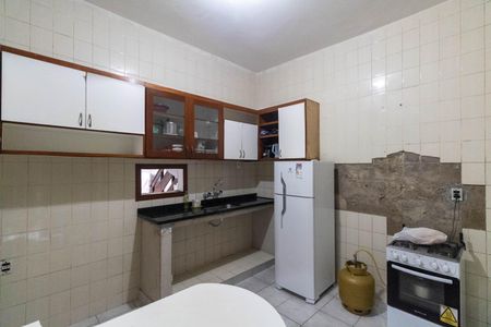 Casa para alugar com 219m², 3 quartos e 2 vagasCozinha