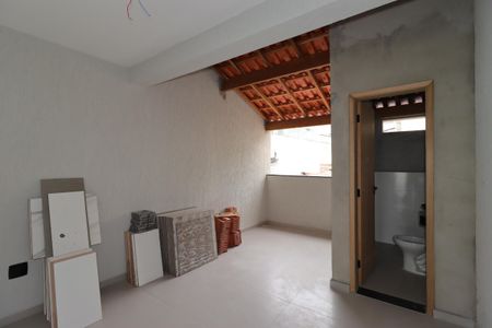 Casa à venda com 200m², 4 quartos e 2 vagasEscritório