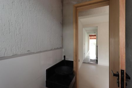 Casa à venda com 200m², 4 quartos e 2 vagasBanheiro do Escritório