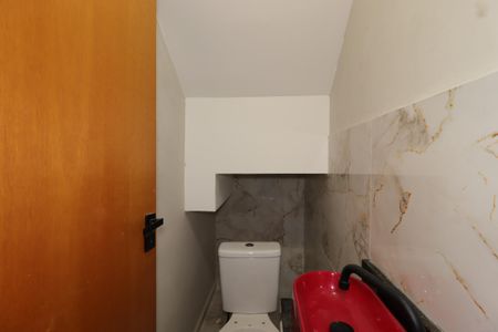 Casa à venda com 200m², 4 quartos e 2 vagasLavabo