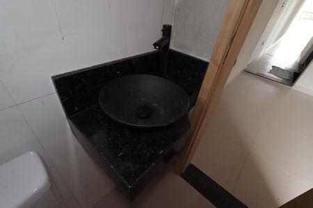 Casa à venda com 200m², 4 quartos e 2 vagasBanheiro do Escritório - Pia