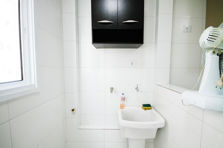 Apartamento para alugar com 72m², 2 quartos e 1 vagaÁrea de Serviço