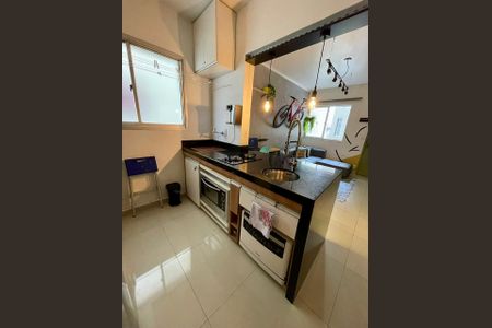 Cozinha de apartamento para alugar com 1 quarto, 45m² em Centro, Campinas