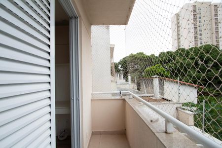 Casa de condomínio para alugar com 130m², 3 quartos e 2 vagas Casa de condomínio para alugar com 130m², 3 quartos e 2 vagasVaranda Quarto 1