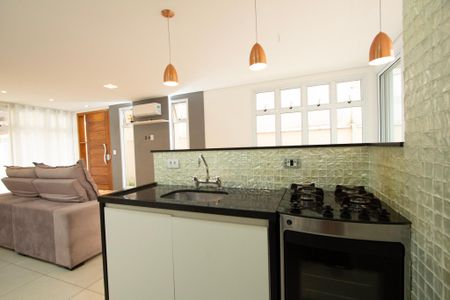 Casa de condomínio para alugar com 130m², 3 quartos e 2 vagas Casa de condomínio para alugar com 130m², 3 quartos e 2 vagasCozinha