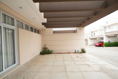 Casa de condomínio para alugar com 130m², 3 quartos e 2 vagas Casa de condomínio para alugar com 130m², 3 quartos e 2 vagasGaragem