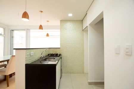 Casa de condomínio para alugar com 130m², 3 quartos e 2 vagas Casa de condomínio para alugar com 130m², 3 quartos e 2 vagasCozinha