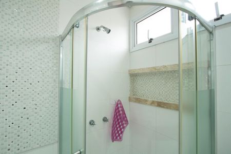 Casa de condomínio para alugar com 130m², 3 quartos e 2 vagas Casa de condomínio para alugar com 130m², 3 quartos e 2 vagasBanheiro Suíte