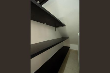 Casa de condomínio para alugar com 130m², 3 quartos e 2 vagas Casa de condomínio para alugar com 130m², 3 quartos e 2 vagasCozinha