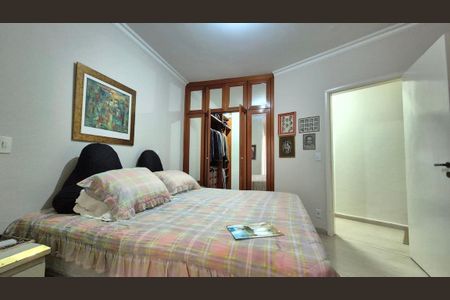 Apartamento à venda com 148m², 4 quartos e 2 vagas Apartamento à venda com 148m², 4 quartos e 2 vagasQuarto 3 - Suíte