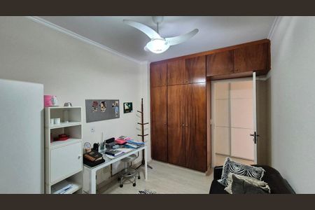 Apartamento à venda com 148m², 4 quartos e 2 vagas Apartamento à venda com 148m², 4 quartos e 2 vagasQuarto 1