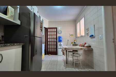 Apartamento à venda com 148m², 4 quartos e 2 vagas Apartamento à venda com 148m², 4 quartos e 2 vagasCozinha