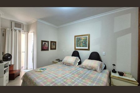 Apartamento à venda com 148m², 4 quartos e 2 vagas Apartamento à venda com 148m², 4 quartos e 2 vagasQuarto 3 - Suíte