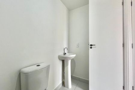 Apartamento para alugar com 43m², 1 quarto e sem vagaBanheiro da Suíte