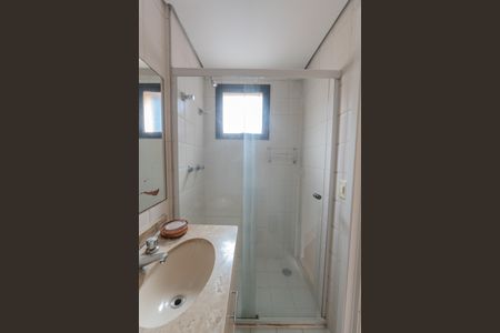 Apartamento para alugar com 68m², 2 quartos e 1 vaga Apartamento para alugar com 68m², 2 quartos e 1 vagaBanheiro da Suíte 1