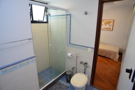 Apartamento à venda com 210m², 3 quartos e 2 vagasBanheiro Suíte 1