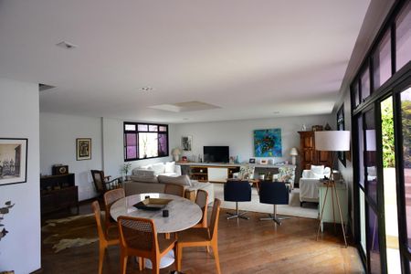 Sala de apartamento à venda com 3 quartos, 210m² em Barra da Tijuca, Rio de Janeiro