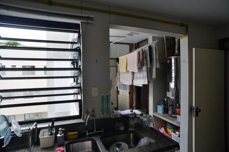 Apartamento à venda com 210m², 3 quartos e 2 vagasCozinha