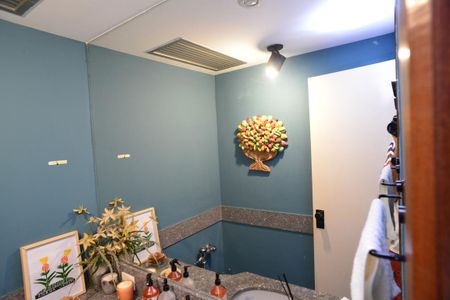 Apartamento à venda com 210m², 3 quartos e 2 vagasLavabo