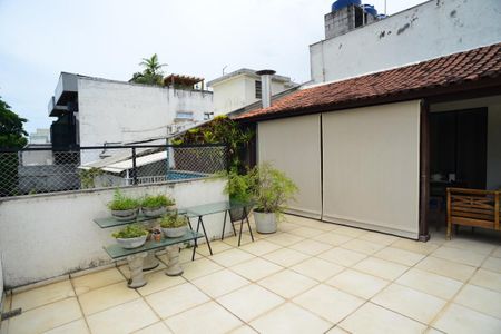 Apartamento à venda com 210m², 3 quartos e 2 vagasÁrea Aberta Cobertura