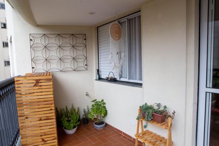 Apartamento para alugar com 96m², 2 quartos e 2 vagas Apartamento para alugar com 96m², 2 quartos e 2 vagasVaranda