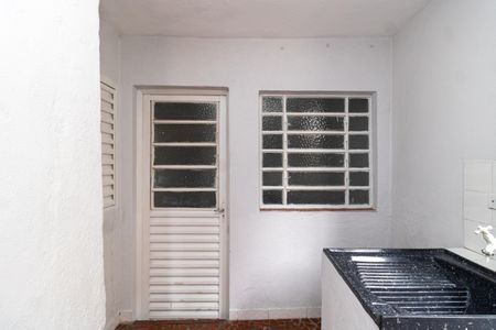 Casa para alugar com 30m², 1 quarto e sem vagaÁrea de Serviço