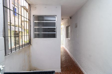Casa para alugar com 30m², 1 quarto e sem vagaÁrea de Serviço