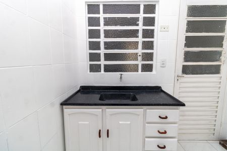 Cozinha de casa para alugar com 1 quarto, 30m² em Jardim Brasil (zona Norte), São Paulo