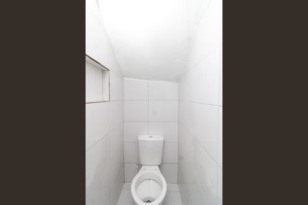 Casa para alugar com 30m², 1 quarto e sem vagaBanheiro