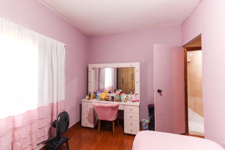 Casa à venda com 160m², 5 quartos e 1 vaga Casa à venda com 160m², 5 quartos e 1 vagaQuarto 2